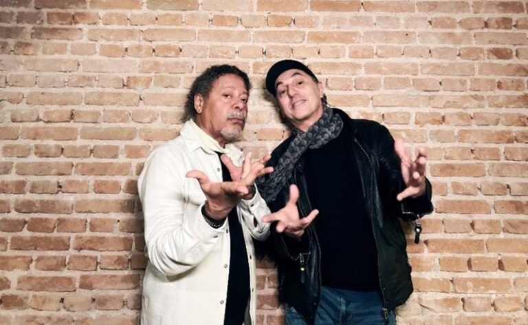Zeca Baleiro e Vicente Barreto sobem ao palco do Cultura Artística em show da Série Petrobras